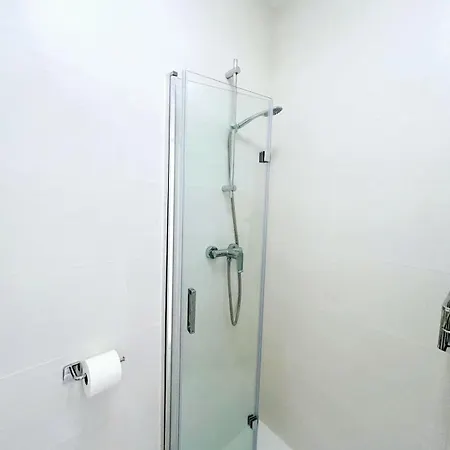 Prachtig Gerenoveerd Met Airconditioning, El Capistrano Village * Nerja