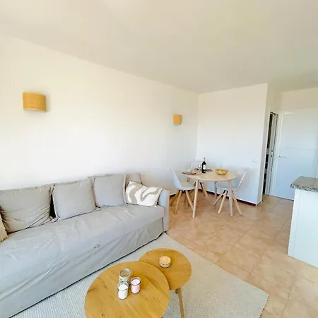 Prachtig Gerenoveerd Met Airconditioning, El Capistrano Village Apartment Nerja
